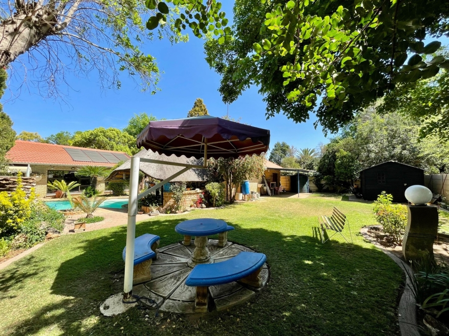 3 Bedroom Property for Sale in Flimieda North West